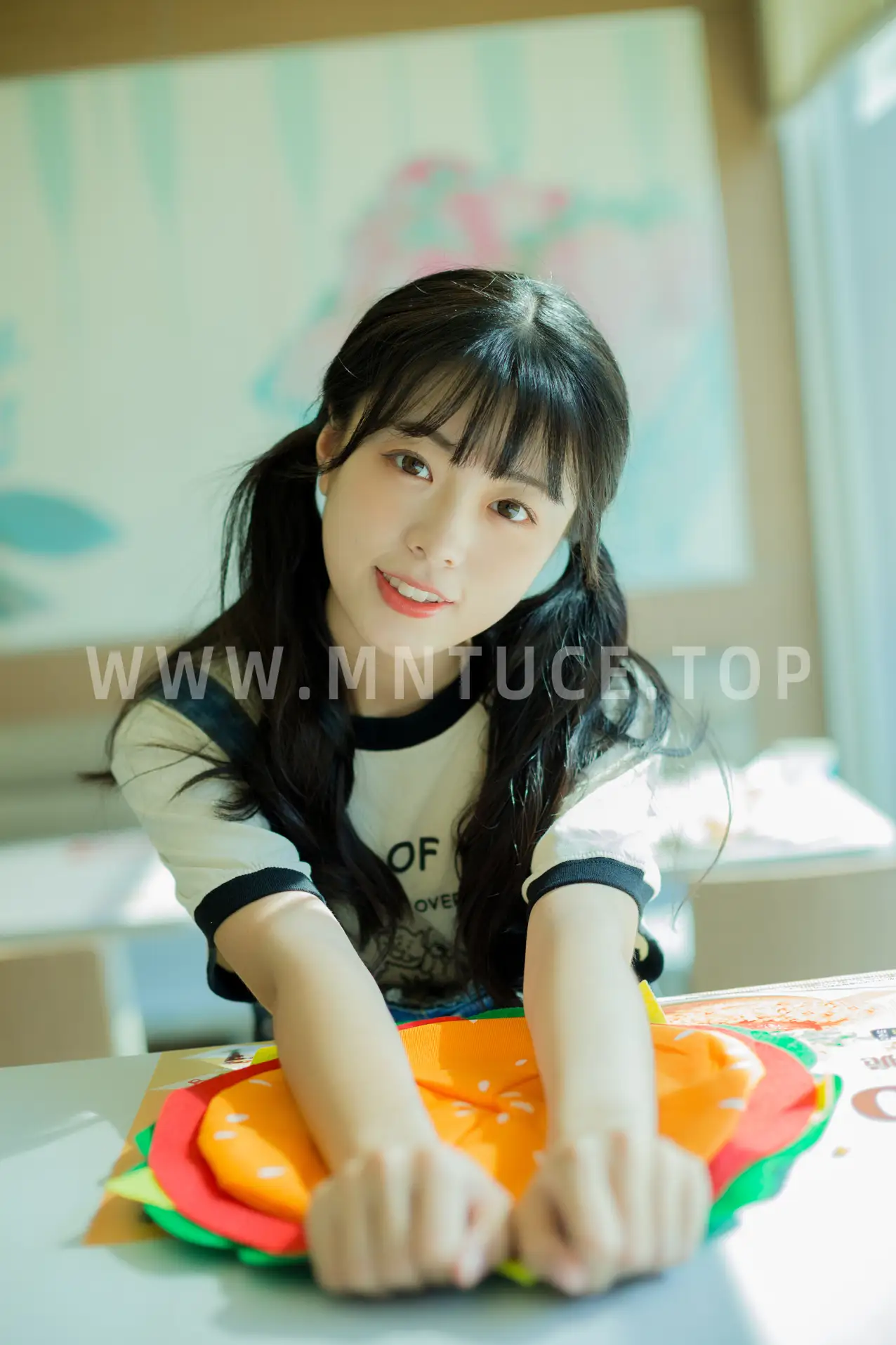 [YITUYU] 2022.08.31 Vol.1835 – Today I am a cute burger Cute bubbles#[36P]-18