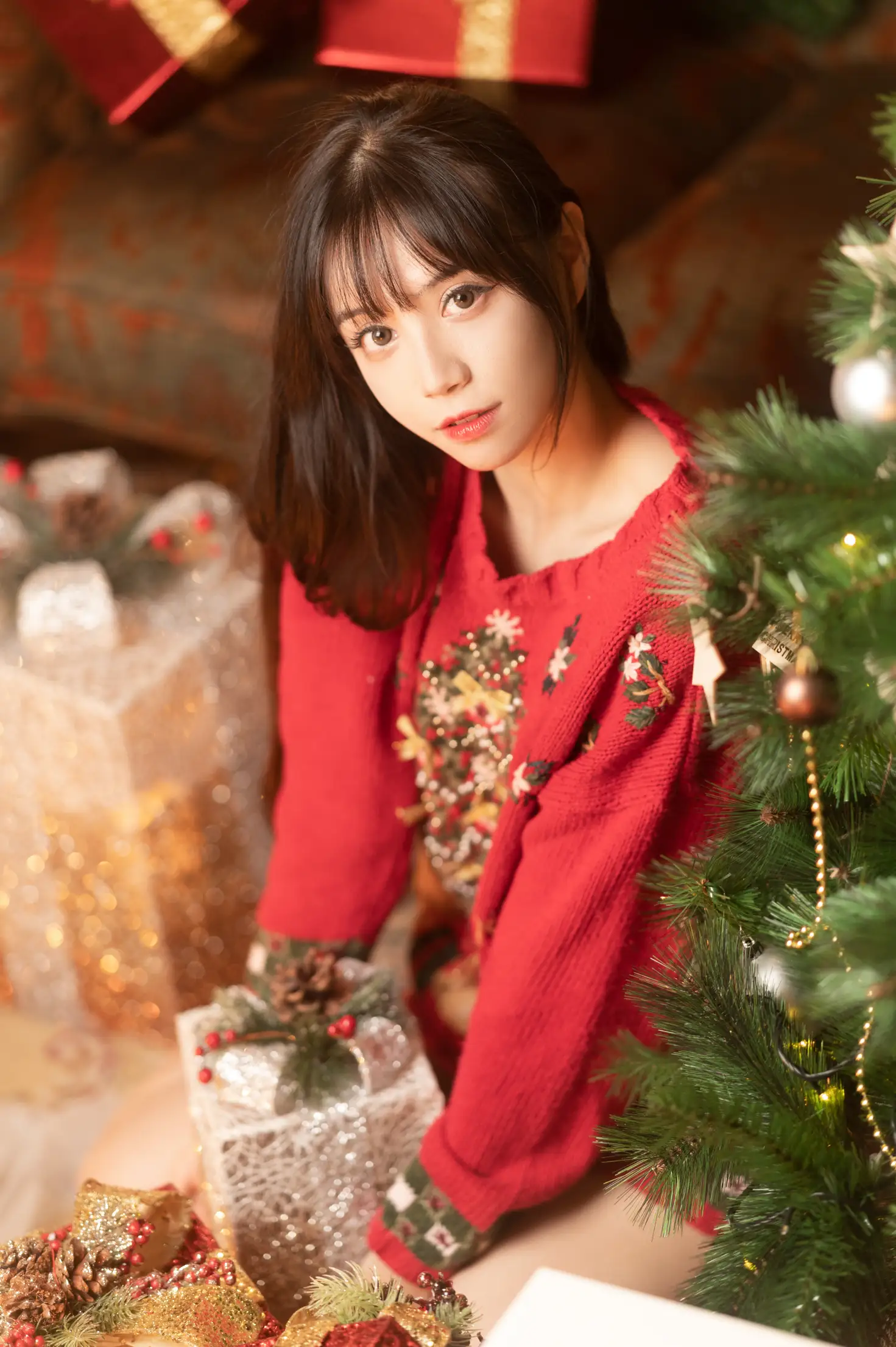 [YITUYU] 2022.05.26 Vol.0988 – Red Christmas Two plus six#[38P]-5